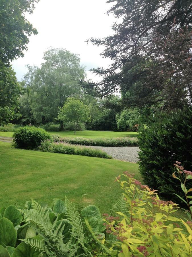 Manoir De La Porte Hotel Sainte-Pience Buitenkant foto